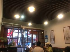 门面-佳面馆·竹升云吞面·爽鱼皮·牛腩面(易发店)