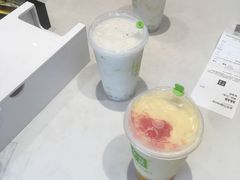 -奈雪的茶(湖滨银泰in77C区PRO店)
