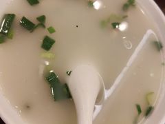 本帮肚肺汤-三两春(浦三路店)