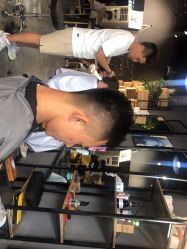 -MOVAN  HAIR莫凡匠人发型屋