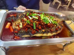 -鸣记脆皮烤鱼(铁西店)
