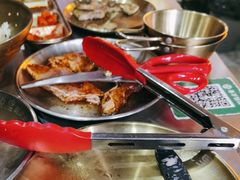 -胡悦里韩式烤肉(芝罘万达广场店)