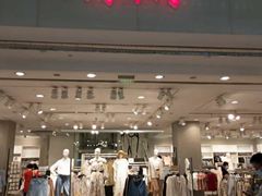 -H&M(鹏欣水游城店)