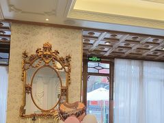 -秘密旅行Bonjour(黑金冠 江南西店)