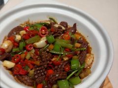 -八府香鸭·啫啫煲(华山路店)