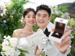 -第一夫人婚纱摄影(南京店)