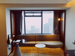 -上海龙之梦万丽酒店