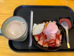 芋见草莓冰沙-鲜芋仙Meet Fresh(五道口店)
