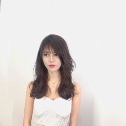 -苑苑发型设计