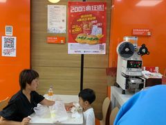 大堂-华莱士·全鸡汉堡(北戴河店)