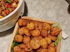 -雀蓝川菜(奥体广场店)