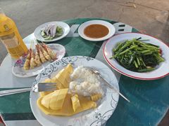 -Nings Mango Stand