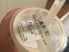 数字上17-08那个位置上有一个硬的塑料片儿，从这杯饮料中喝出来的-1点点(河南中路店)