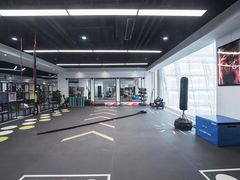 -健变健身俱乐部(前海天虹商场店)
