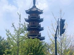-龙华寺