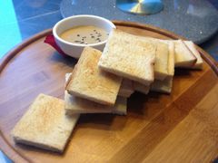 盐水鸭肝配面包片-唐廊烤鸭店(工体店)