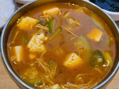 石锅大酱汤-米村拌饭(香坊万达店)