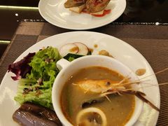 -大中华希尔顿酒店-念自助餐·海南美食·三文鱼