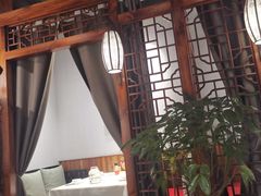 -巷子里小酒馆(繁荣路店)