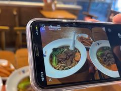 -贯一台湾牛肉面(八一七中路店)