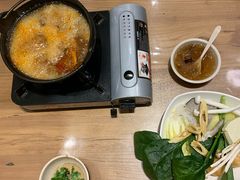 -一两饭川味素食餐厅