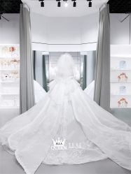 点击看大图 -艾拉·女王婚纱礼服馆