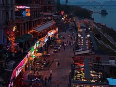 -黄兴南路步行商业街