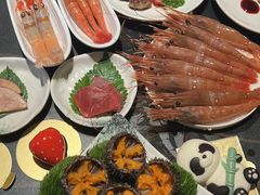 -雍容荟帝王蟹活龙虾展台自助(IFS黑金店)