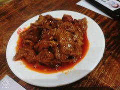 -爆炸头阿姨小四川正宗川味小吃(无任何分店)