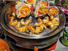 -围炉肉舍•炭烤活鳗•丹东海鲜烤肉(步行街店)