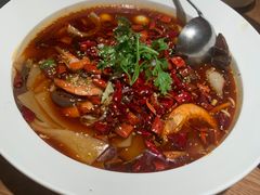 -吕氏疙瘩汤·新派鲁菜(济南万象城店)