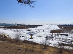 -华彬猛犸滑雪场