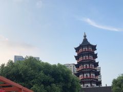 -绳金塔