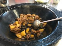 -东北农家院·铁锅炖(莘庄店)