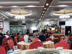 大堂-红日饭店(裕隆三路店)