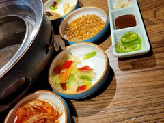 -明洞阿姨·韩式酱蟹烤肉·创意料理(三元桥店)