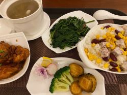 -臻康乃馨月子中心(集美店)