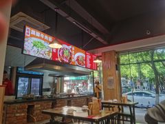 -冯烫烫跷脚牛肉·川菜小馆(武胜西街店)