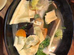-万记麻辣烫国展总店