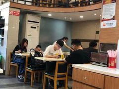 -老头盖浇饭(南京新街口明瓦廊宏光酒店店)