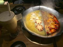 台式麻辣锅-湊湊火锅·茶憩(杭州湖滨银泰in77店)