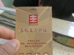 -莱靓奢侈品洗护改衣店(新世界百货崇文店)