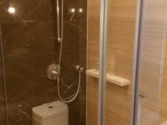 洗浴间-上海松江假日酒店