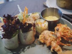 酥炸老虎虾香芒米纸卷-CHINCHIN 青青·泰国料理(万象食家店)