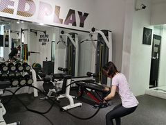 -汗水空间私教健身连锁(SM广场店)
