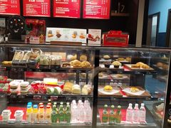 -星巴克(上海虹桥新天地二店)