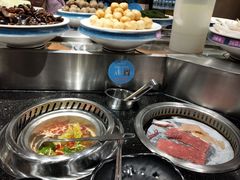 -钱小主·自助回旋烤肉火锅餐厅(东方新天地店)