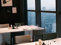 -云厨·高空西餐厅(成都瑯珀·凯悦臻选酒店)