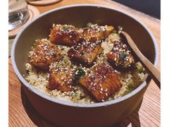 -RONIN Snack Bar