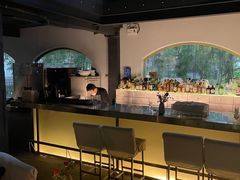 -穹六人间 people 6(岳阳路店)